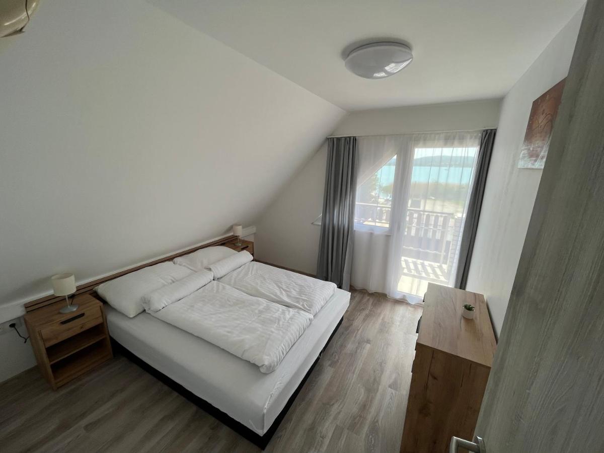 Sunset Beach Apartman Balatonfuzfo Luaran gambar