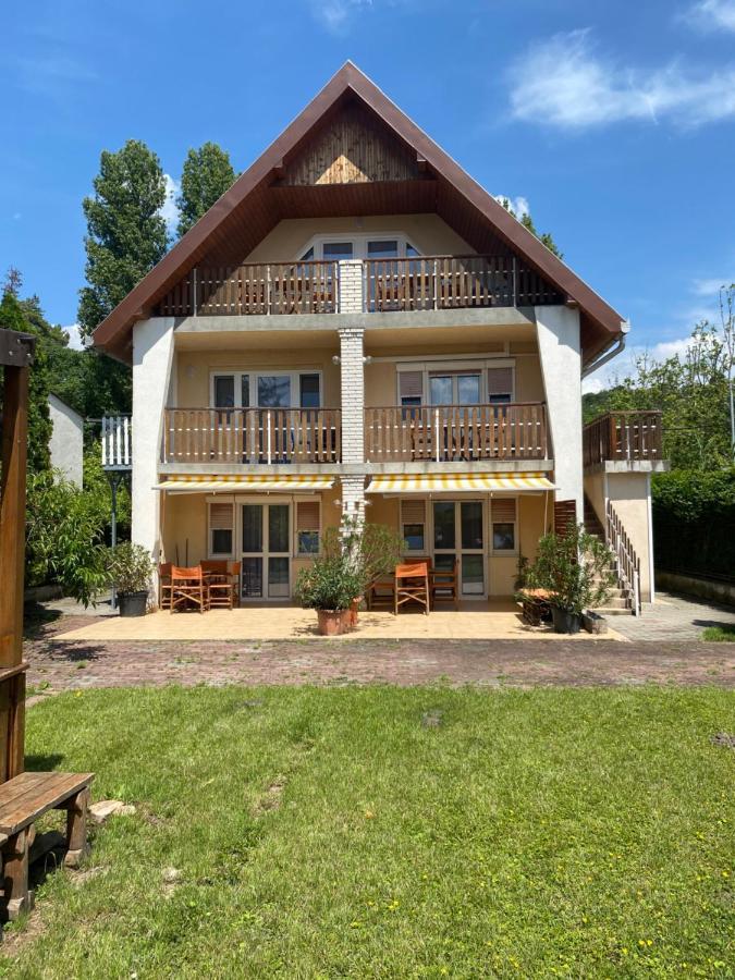 Sunset Beach Apartman Balatonfuzfo Luaran gambar